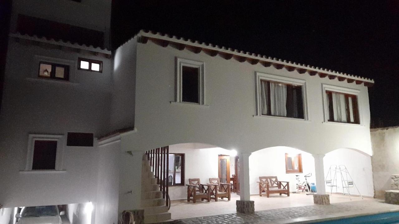 Hospedaje Lupe Cachí Exterior foto